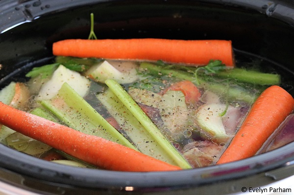 slow-cooker-vegetables-beef-bone-marrow